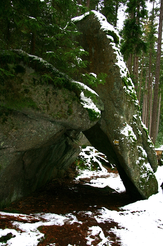 GOTICKÝ PORTÁL - Hanka Kučerová